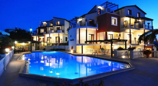 Студия Antilia Apartments