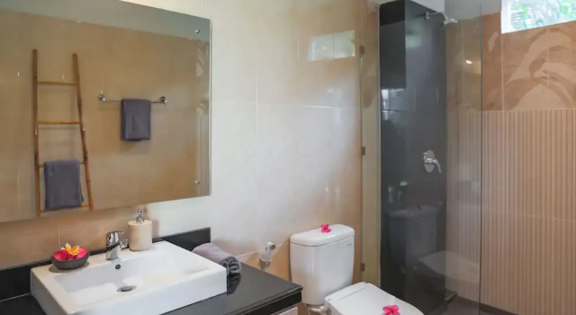 Вилла Villa 66, 5 min walk to Double 6 beach