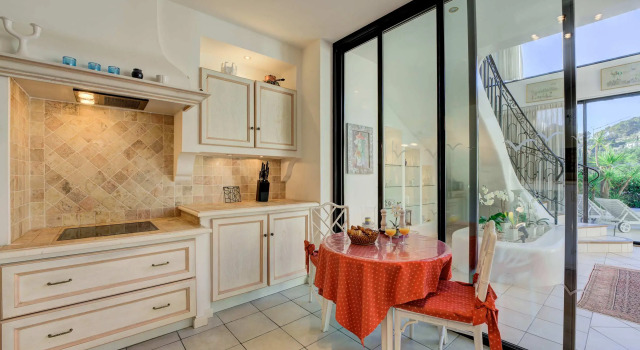 Semiramis Villa Laurie - Private pool - Happy Rentals, Забронировать Вилла Мужен Софиа-Антиполис