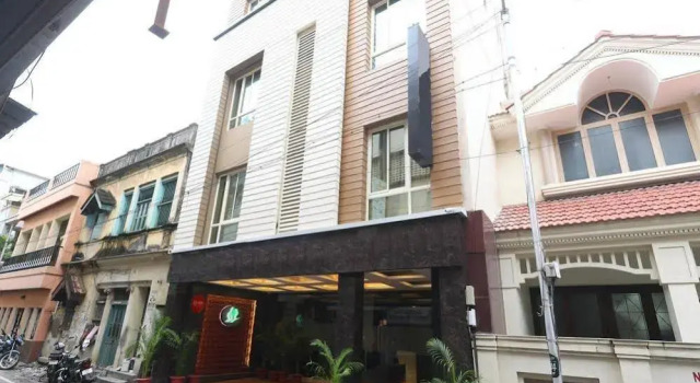 OYO Rooms Anna Salai Greams Road Apollo, Забронировать Отель Отели штата Тамилнада с завтраком, Завтраки