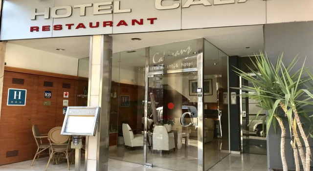 Hotel Calasanz, Забронировать Отель Молинс-де-Рей Baix Llobregat