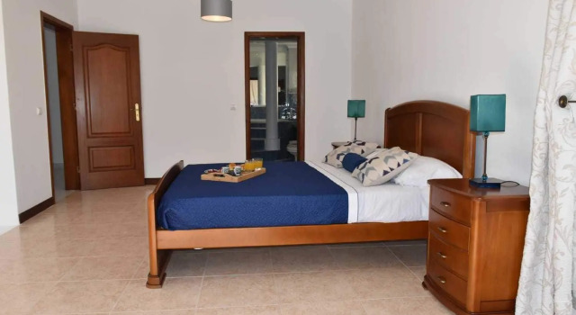 Mansion Almond, Buchen Sie Hotel Paul do Mar Madeira