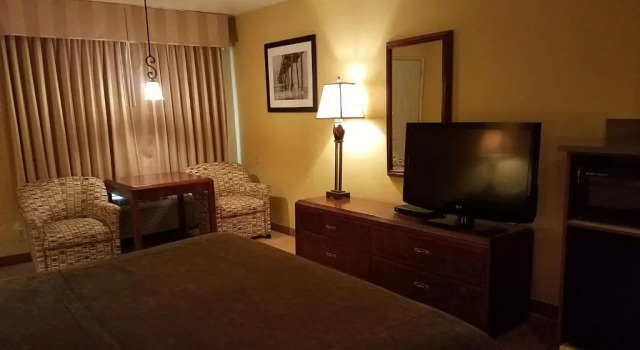 Люкс Best Western Salbasgeon Inn & Suites