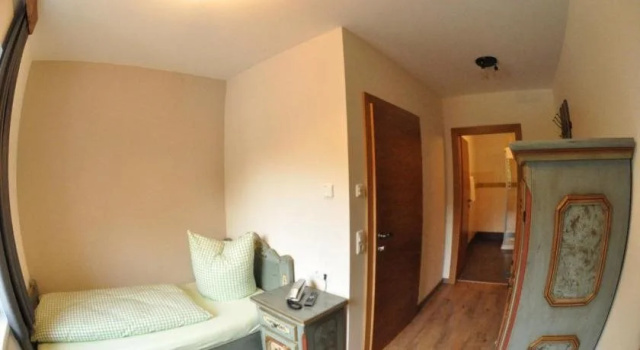 Hotel zum Urviech -Erwachsenenhotel, Забронировать Отель Эрвальд Tiroler Zugspitz Arena, рядом с Bärengrubenlift