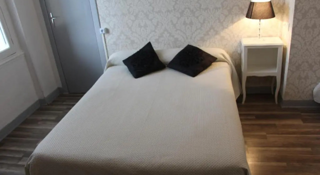 Номер Standard Hotel Au Chapon Fin