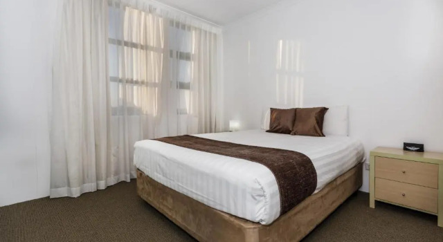 Коттедж Perth Ascot Central Apartment Hotel Official