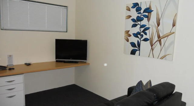 Студия с балконом Perth Ascot Central Apartment Hotel Official