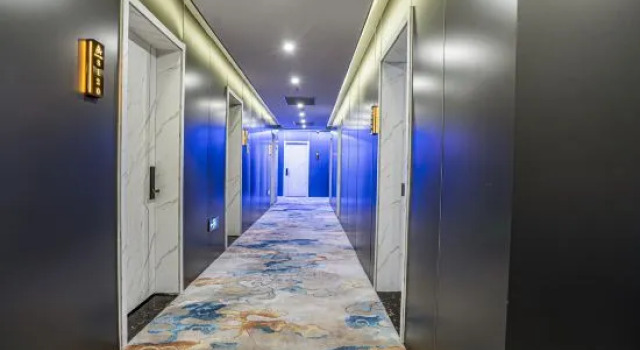 Zuan E-sports Homestay (Tongxiang Urban Area), Prenota Hotel Hotel a Jiaxing con parcheggio, Parcheggio