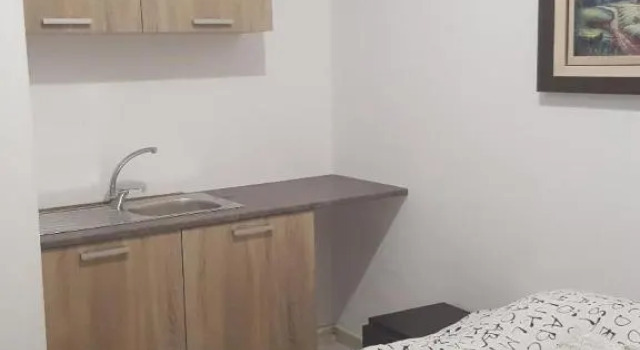 City Large Studio, Забронировать Гостевой дом Гостевые дома Лимасола, Гостевой дом