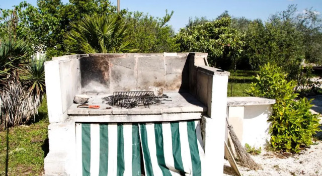 Коттедж с 4 комнатами Trullo Nicolo With Pool Martina Franca