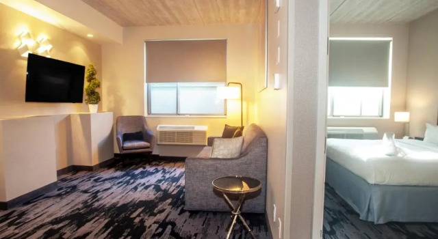 Люкс Fairfield Inn & Suites By Marriott New York Brooklyn