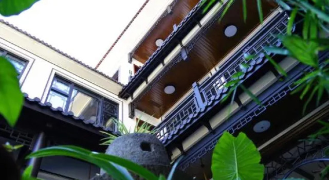 合院·家宴亲子泳池度假·吃住玩一体·合院美墅(OMG心跳乐园店), Rezerwuj Hotel Hotele w Hangzhou z basenem, Basen