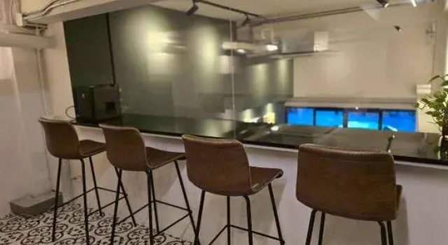 Lhong Krung Hostel, Забронировать Хостел Хостелы Бангкока, рядом с Sala Chalermkrung Royal Theatre, Хостел