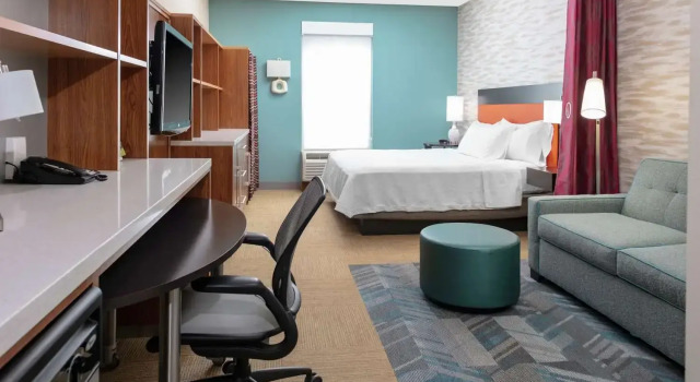 Двухместный люкс Home2 Suites by Hilton Fayetteville Fort Bragg