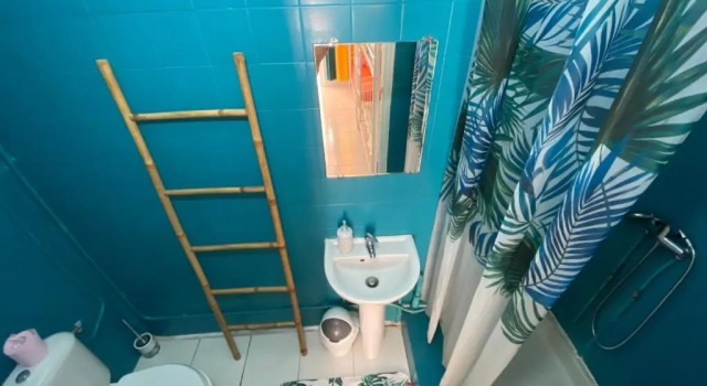 Кровать в общем номере Auberge K-WAN Hostel - Proche Plages