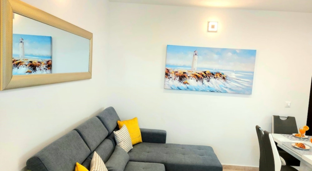 Apartments Filip, Забронировать Апартаменты/квартира Омиш Окрестности Сплита, рядом с Пляж Мала Лука