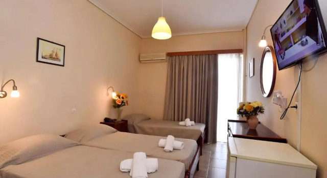 Трёхместный номер Standard с видом на горы Siagas Beach Hotel