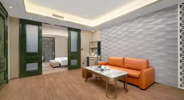 Люкс Premier East Jun Yue Hotel