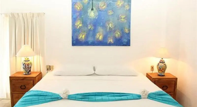 Полулюкс с балконом Emperador Vallarta Beachfront Hotel and Suites