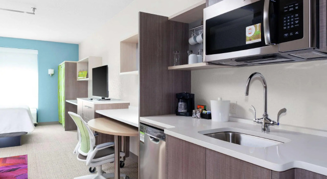 Двухместный люкс Home2 Suites By Hilton Orlando South Park - Near Epic Universe
