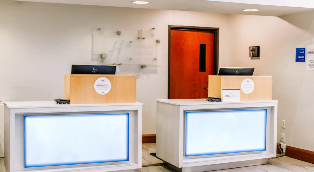 Holiday Inn Express & Suites Charlottesville - Ruckersville by IHG, Prenota Hotel Hotel a Virginia con parcheggio, Parcheggio