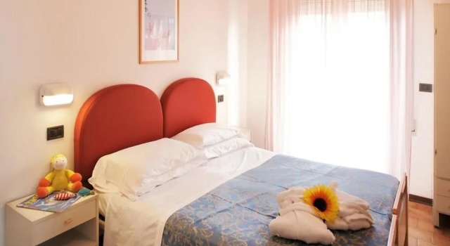 Hotel Mignon Riccione Fronte Mare, Забронировать Отель Отели Риччоне с парковкой, Парковка