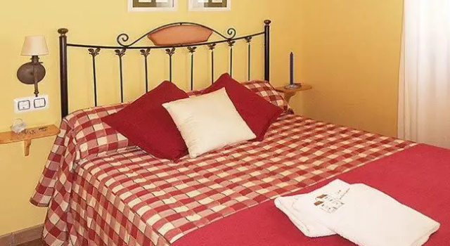 Apartamentos Turismo Rural Casa Santorroman, Book Hotel Hotels in Aragon with Parking, Parking