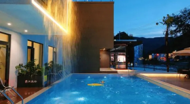 Moon Valley Pool Resort (Wannan Sichuan- Line Moon Bay Scenic Area Branch), Boek Resort Resorthotels in Xuancheng, Resort