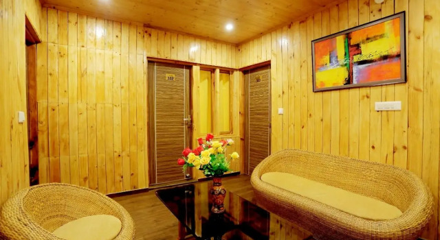 Семейный люкс с 3 комнатами Amara Resorts Manali