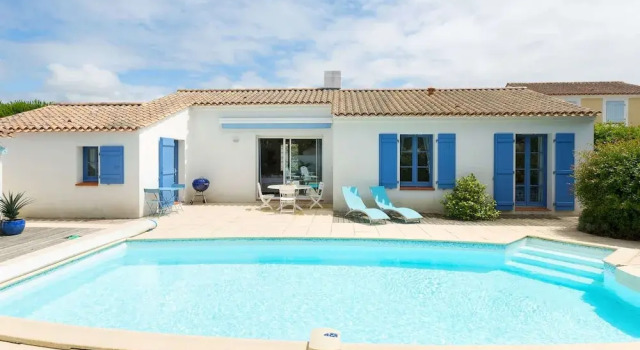 Вилла Comfort Luxurious Villa With a Dishwasher, Only 3.5km From the Beach