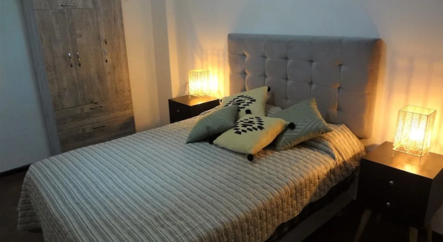 Meetinc House, Book Hotel Miraflores Lima