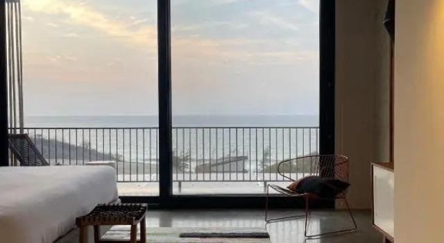 Люкс с балконом Eolia Sustainable Design Hotel