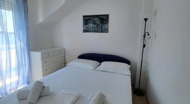 Apartman Viky, Забронировать Апартаменты/квартира Апартаменты Примоштен, рядом с Общественный Пляж Порат, Апартаменты/квартира