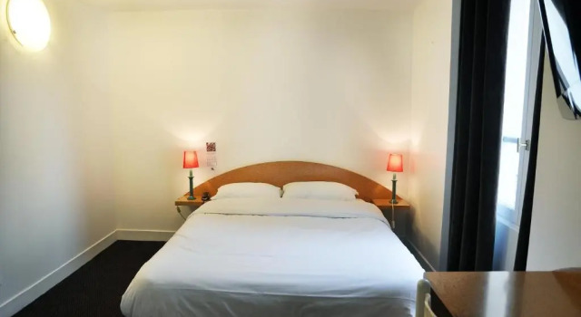 Двухместный номер Standard Hotel de la Tour