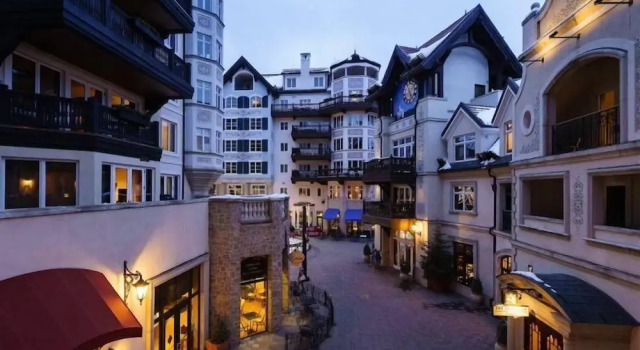 2 Bedroom Antlers Vacation Rental With Incredible Slopeside Views and Just a Short Walk to Gondola and Lionshead Village
