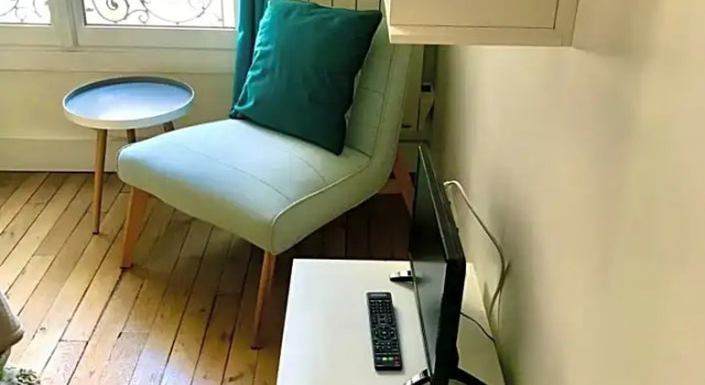 Sweet Room 15, Забронировать Отель «постель и завтрак» Отели Парижа с парковкой, рядом с Жавель – Андре Ситроен, Парковка