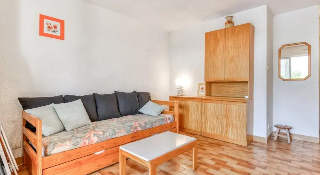 Peaceful Stay Near the Coast, Book Lejlighed Hoteller i Canal du Midi med pool, Swimmingpool