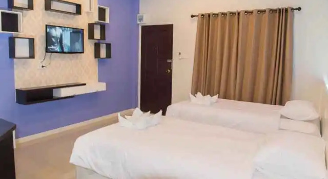 Hug Fang Hotel, Забронировать Отель  