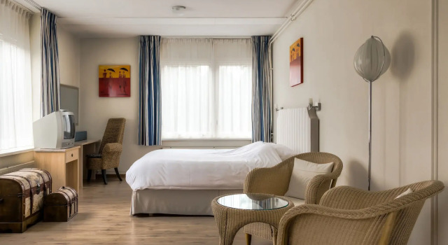 Hampshire Hotel De Eese, Rezervovat Hotel Hotely v Salland s bazénem, Bazén