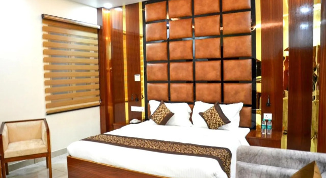 FabHotel Roselle Inn, Забронировать Отель Лакхнау штат Уттар-Прадеш, рядом с Wave Mall Lucknow