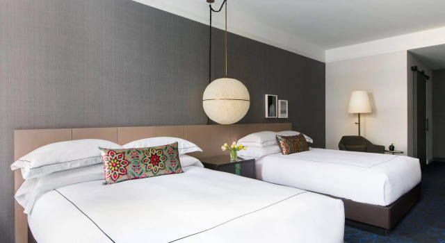 Четырёхместный номер Premium Kimpton Gray Hotel Chicago by IHG
