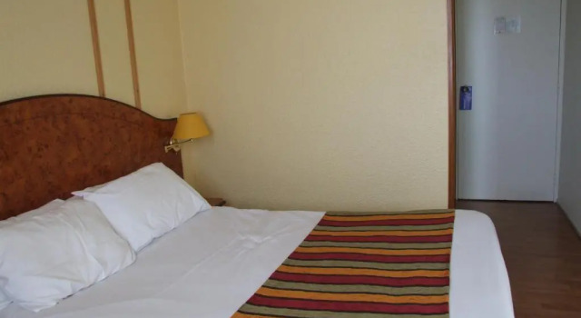 Семейный номер Standard Logis Hôtel & Restaurant & Bar LE COTTAGE