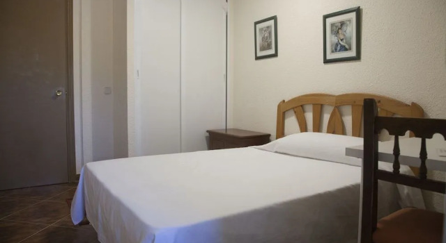 Hostal Buitrago, Book Hotel Pinuecar Community of Madrid