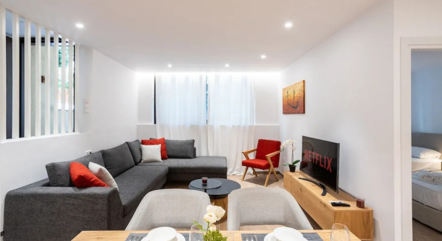 Exclusive 3-bedroom Haven in Kolonaki Center