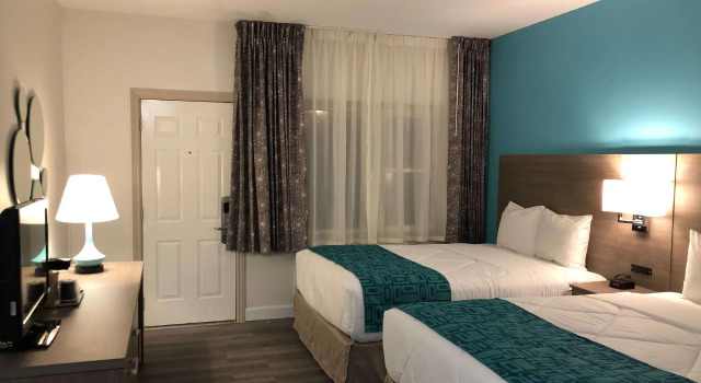 Четырёхместный номер Standard Цокольный этаж Motel 6 Sault Ste. Marie, ON