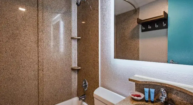 Люкс SureStay Studio by Best Western Virginia Beach Oceanfront
