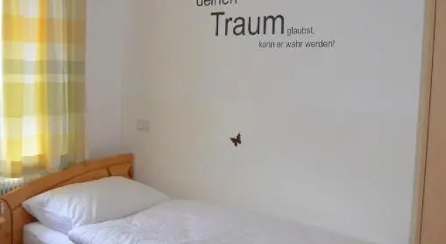 Frühstückspension zum Strell, Book Hotel  