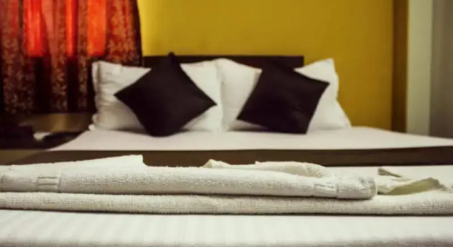 CHAS Vinayak-Inn Hotel & Banquets, Prenota Hotel Hotel a West Bengal con parcheggio, Parcheggio
