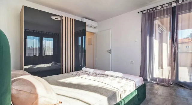 Spacious Villa in Pula With Heated Pool