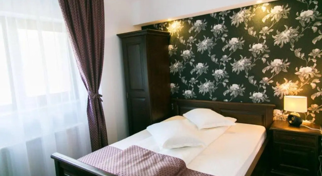 Номер Standard White House